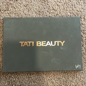 Brand new Tati beauty eyeshadow palette volume 1 rare discontinued item